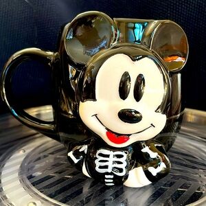 Disney Mickey Mouse coffee mug